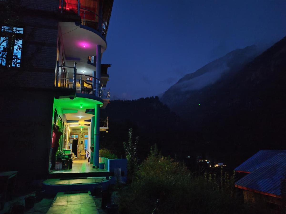 Café Kush Hotel Tosh Esterno foto